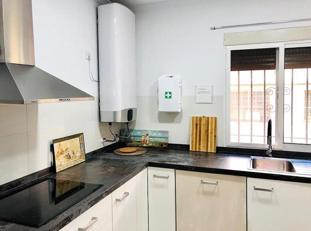 Apartamento A 50 Metros De La Playa Malagueta Con Vistas Al Mar Málaga Esterno foto