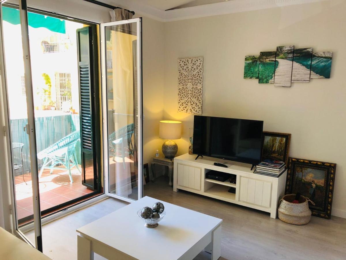 Apartamento A 50 Metros De La Playa Malagueta Con Vistas Al Mar Málaga Esterno foto