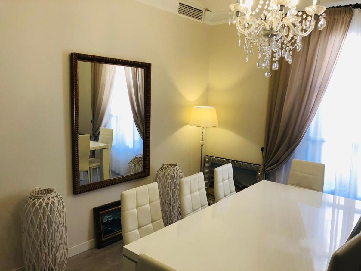 Apartamento A 50 Metros De La Playa Malagueta Con Vistas Al Mar Málaga Esterno foto