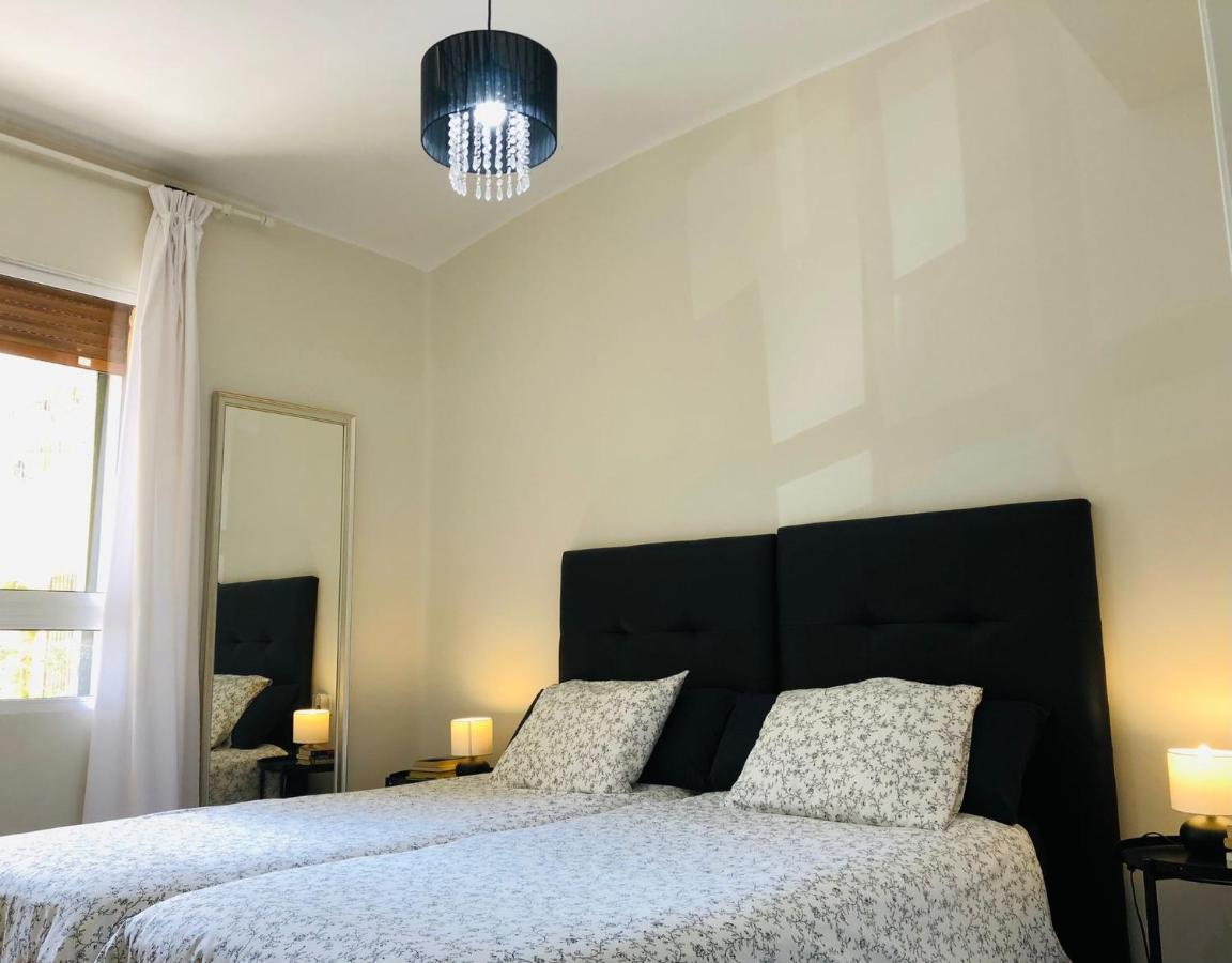 Apartamento A 50 Metros De La Playa Malagueta Con Vistas Al Mar Málaga Esterno foto
